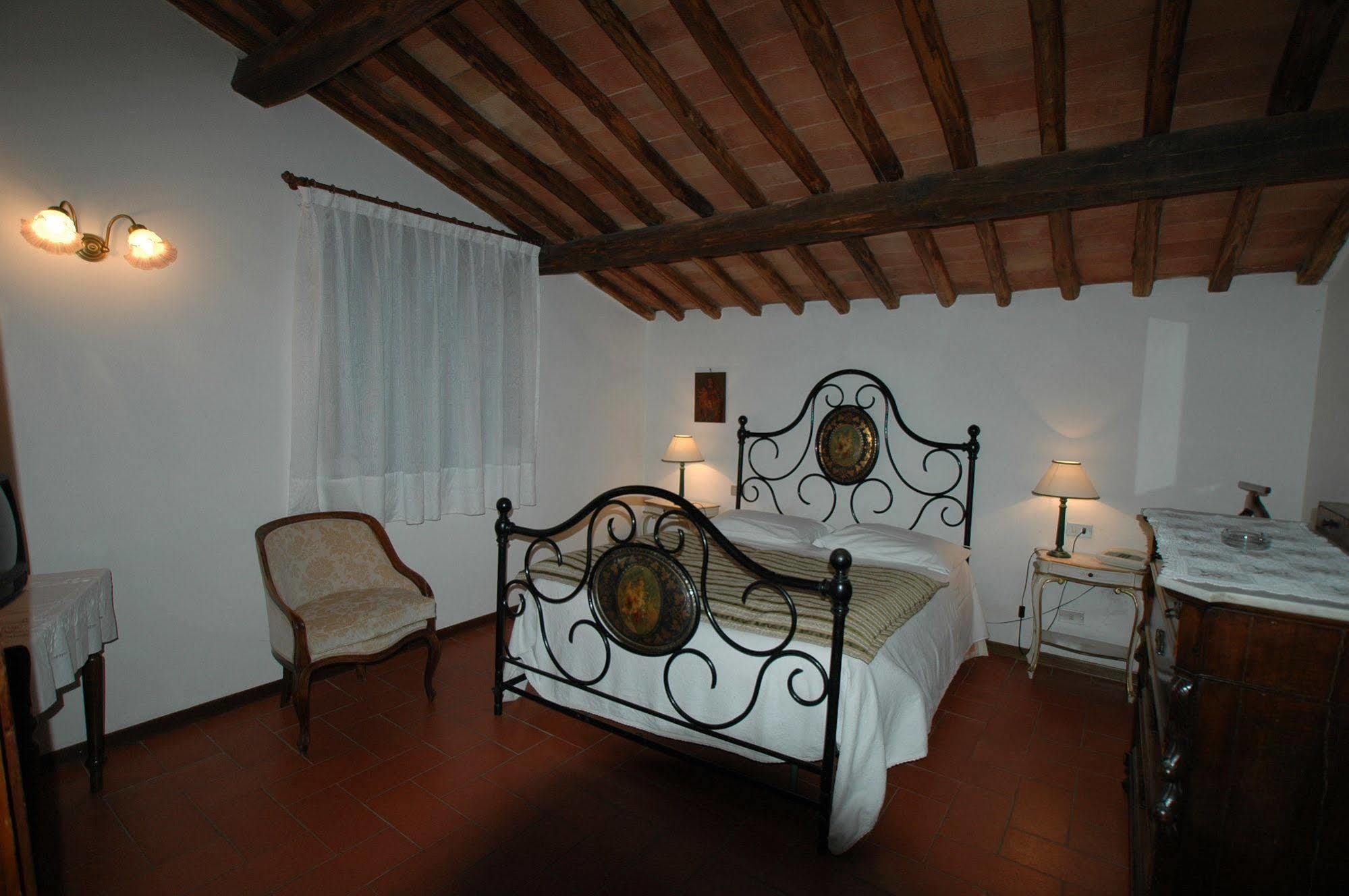 Albergo Il Colombaio Кастелина ин Шианти Экстерьер фото